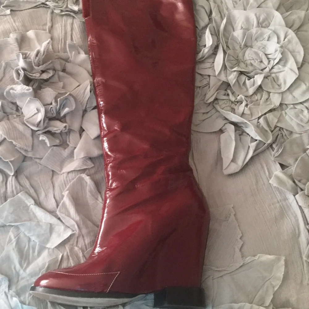 Chloe deep red patent boots 36 wore 3 Times